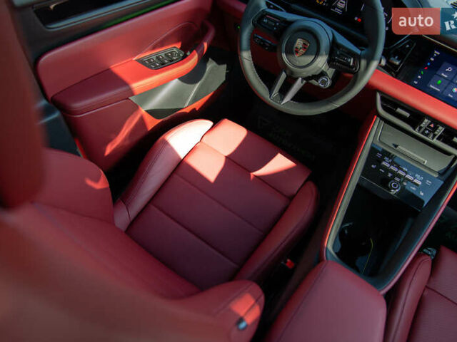 Серый Порше Масан, объемом двигателя 0 л и пробегом 1 тыс. км за 104000 $, фото 40 на Automoto.ua