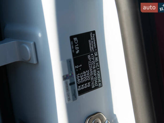 Серый Порше Масан, объемом двигателя 0 л и пробегом 1 тыс. км за 104000 $, фото 38 на Automoto.ua