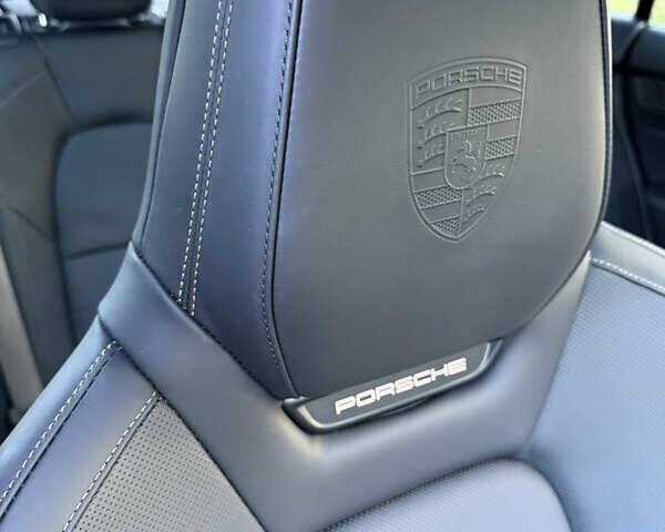 Серый Порше Масан, объемом двигателя 0 л и пробегом 15 тыс. км за 130546 $, фото 14 на Automoto.ua