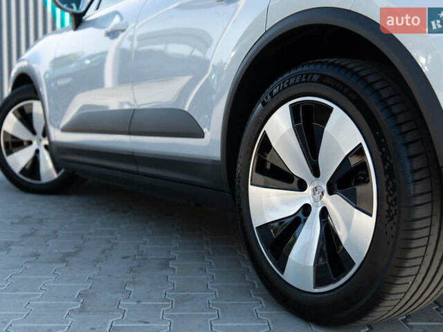 Серый Порше Масан, объемом двигателя 0 л и пробегом 1 тыс. км за 104000 $, фото 7 на Automoto.ua