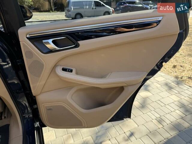 Синій Порше Масан, об'ємом двигуна 3 л та пробігом 160 тис. км за 28800 $, фото 68 на Automoto.ua