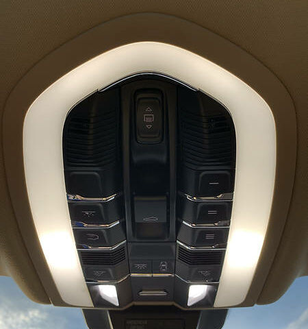 Синій Порше Масан, об'ємом двигуна 3 л та пробігом 121 тис. км за 24500 $, фото 15 на Automoto.ua