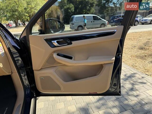 Синій Порше Масан, об'ємом двигуна 3 л та пробігом 160 тис. км за 28800 $, фото 51 на Automoto.ua