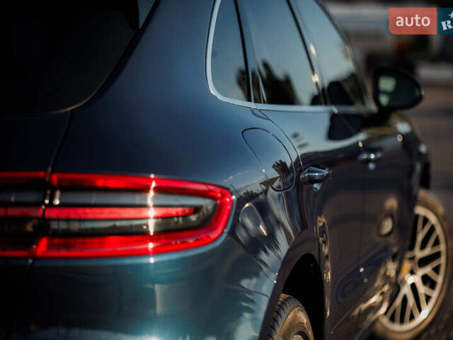 Синий Порше Масан, объемом двигателя 3.6 л и пробегом 123 тыс. км за 31900 $, фото 1 на Automoto.ua