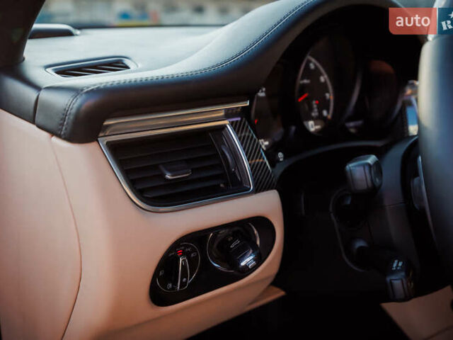 Синий Порше Масан, объемом двигателя 3.6 л и пробегом 123 тыс. км за 31900 $, фото 36 на Automoto.ua