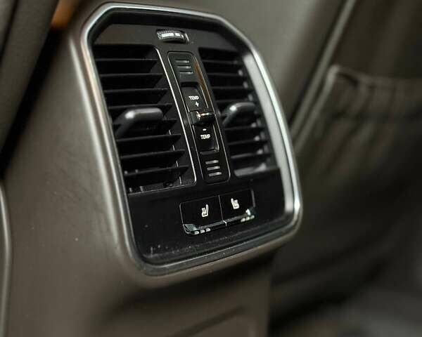 Синий Порше Масан, объемом двигателя 3 л и пробегом 123 тыс. км за 23700 $, фото 14 на Automoto.ua