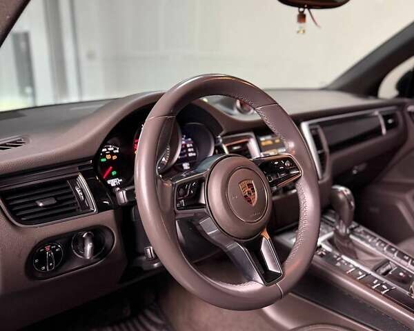 Синий Порше Масан, объемом двигателя 3 л и пробегом 123 тыс. км за 23700 $, фото 8 на Automoto.ua