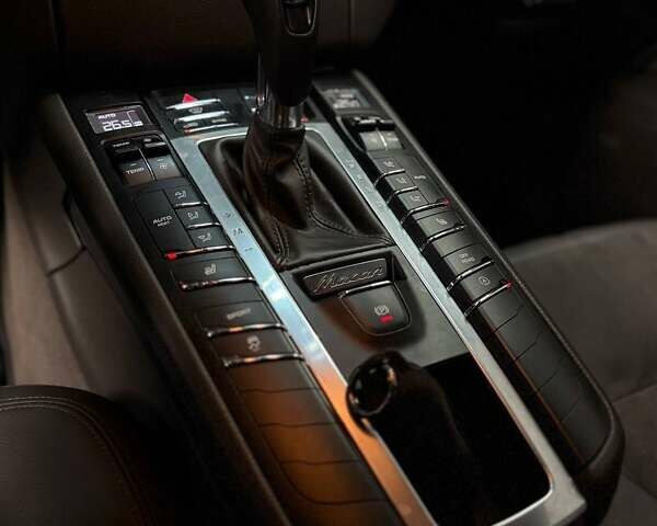 Синий Порше Масан, объемом двигателя 3 л и пробегом 123 тыс. км за 23700 $, фото 11 на Automoto.ua