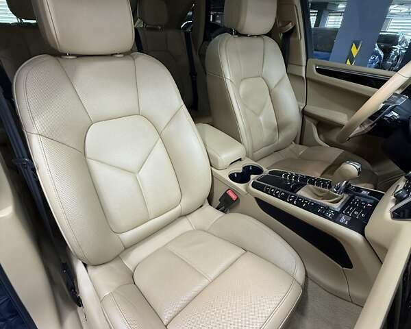 Синий Порше Масан, объемом двигателя 2.97 л и пробегом 110 тыс. км за 36000 $, фото 22 на Automoto.ua