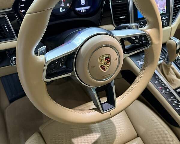 Синий Порше Масан, объемом двигателя 2.97 л и пробегом 110 тыс. км за 36000 $, фото 19 на Automoto.ua