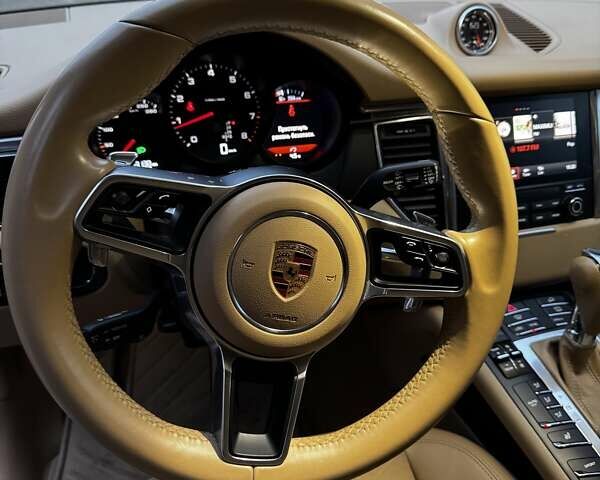 Синий Порше Масан, объемом двигателя 1.98 л и пробегом 110 тыс. км за 29000 $, фото 2 на Automoto.ua