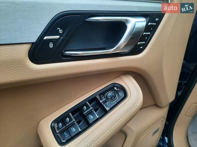 Синій Порше Масан, об'ємом двигуна 3 л та пробігом 108 тис. км за 24300 $, фото 13 на Automoto.ua