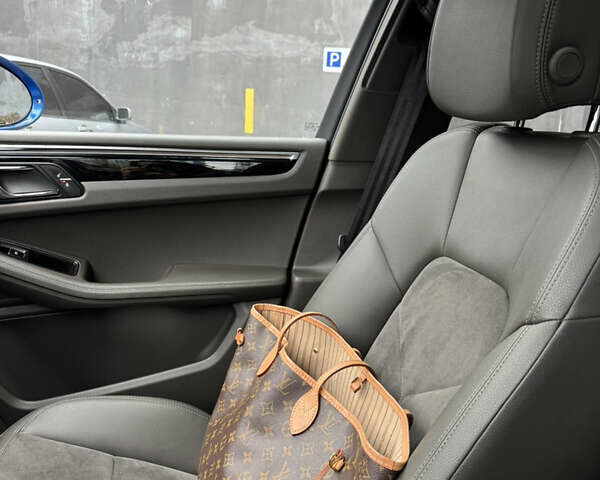 Синий Порше Масан, объемом двигателя 2 л и пробегом 109 тыс. км за 33500 $, фото 7 на Automoto.ua