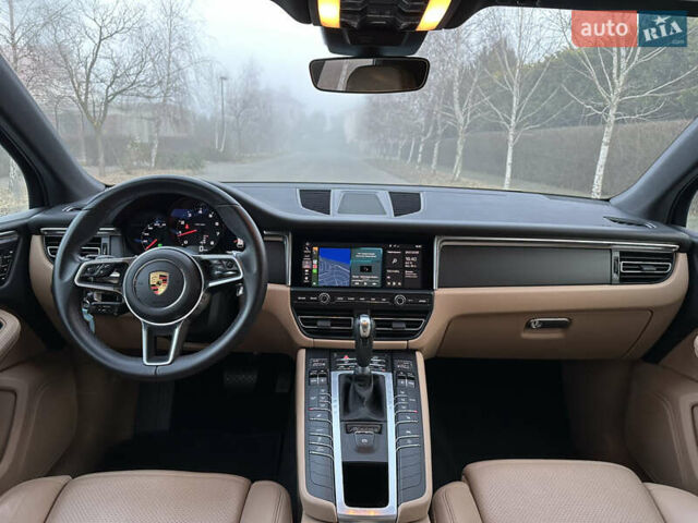 Порше Масан 2018 у Одесі на Automoto.ua Синій Порше Масан, об'ємом двигуна 1.98 л та пробігом 54 тис. км за 48900 $, фото 29 на Automoto.ua