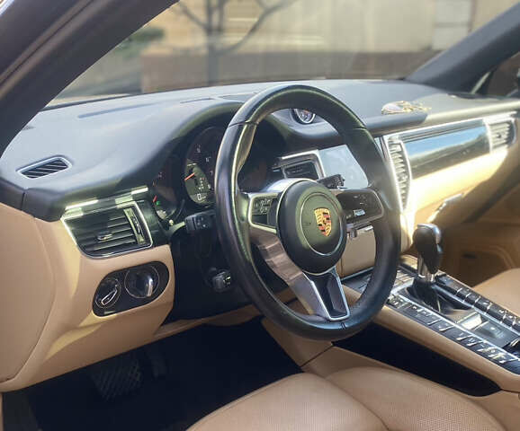 Синий Порше Масан, объемом двигателя 2 л и пробегом 50 тыс. км за 34900 $, фото 9 на Automoto.ua