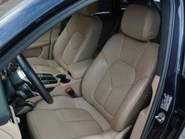 Синий Порше Масан, объемом двигателя 3 л и пробегом 44 тыс. км за 19400 $, фото 7 на Automoto.ua