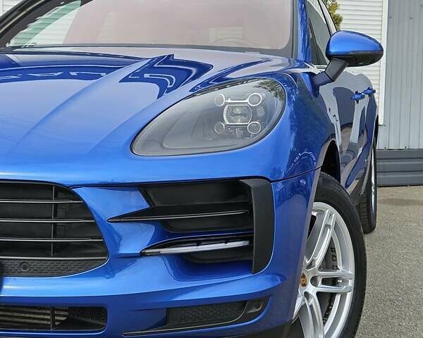 Синий Порше Масан, объемом двигателя 2 л и пробегом 46 тыс. км за 51990 $, фото 6 на Automoto.ua
