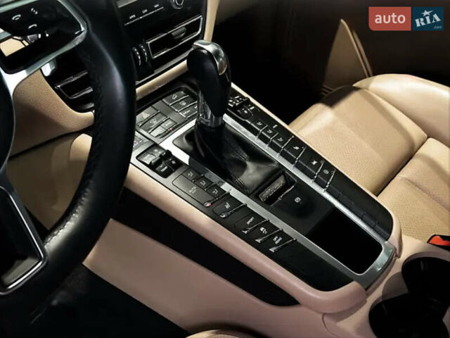 Синій Порше Масан, об'ємом двигуна 1.98 л та пробігом 82 тис. км за 47900 $, фото 6 на Automoto.ua