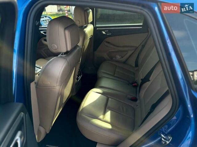 Синий Порше Масан, объемом двигателя 1.98 л и пробегом 101 тыс. км за 49000 $, фото 3 на Automoto.ua