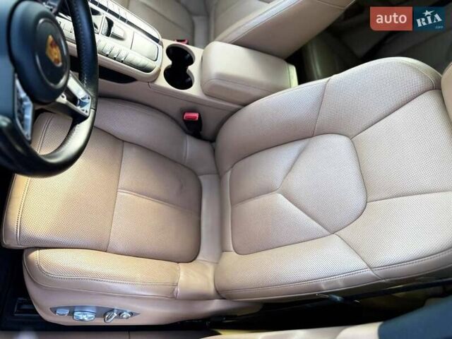 Синий Порше Масан, объемом двигателя 1.98 л и пробегом 101 тыс. км за 49000 $, фото 14 на Automoto.ua