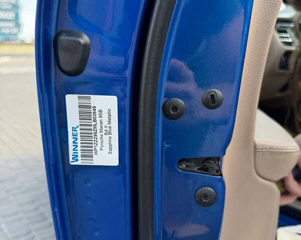 Синій Порше Масан, об'ємом двигуна 2 л та пробігом 101 тис. км за 41000 $, фото 8 на Automoto.ua