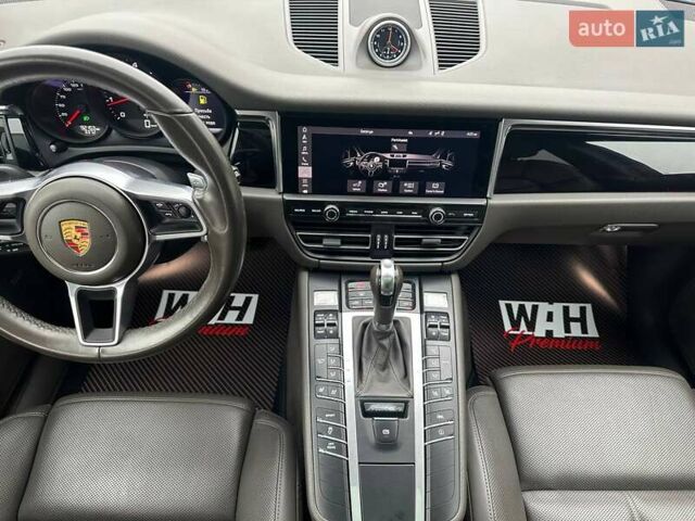 Синий Порше Масан, объемом двигателя 2 л и пробегом 92 тыс. км за 39500 $, фото 18 на Automoto.ua