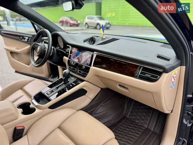 Синій Порше Масан, об'ємом двигуна 1.98 л та пробігом 36 тис. км за 59900 $, фото 43 на Automoto.ua