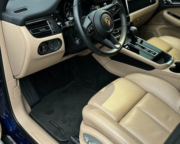 Синій Порше Масан, об'ємом двигуна 1.98 л та пробігом 23 тис. км за 60000 $, фото 6 на Automoto.ua