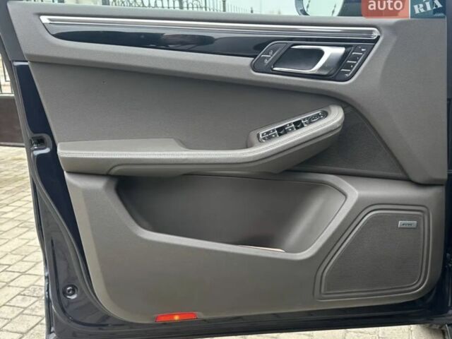 Синій Порше Масан, об'ємом двигуна 2 л та пробігом 92 тис. км за 42500 $, фото 8 на Automoto.ua