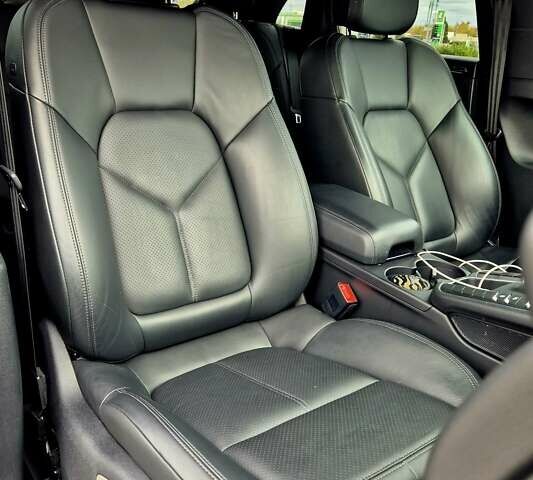 Синій Порше Масан, об'ємом двигуна 1.98 л та пробігом 53 тис. км за 52000 $, фото 20 на Automoto.ua