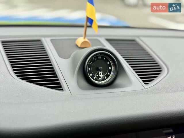 Синій Порше Масан, об'ємом двигуна 1.98 л та пробігом 36 тис. км за 59900 $, фото 66 на Automoto.ua