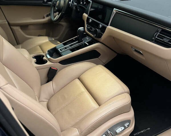 Синій Порше Масан, об'ємом двигуна 1.98 л та пробігом 23 тис. км за 60000 $, фото 8 на Automoto.ua