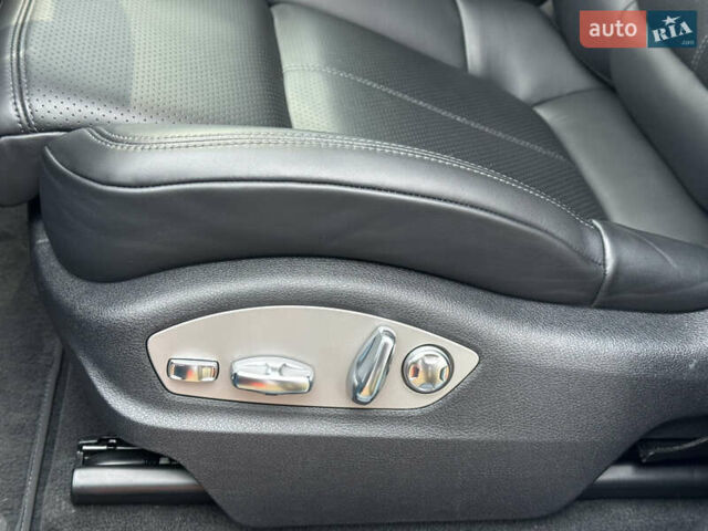 Синий Порше Масан, объемом двигателя 2 л и пробегом 28 тыс. км за 72700 $, фото 17 на Automoto.ua