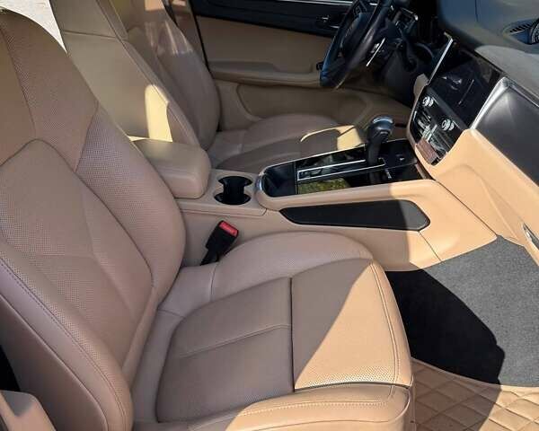 Порше Масан 2023 в Полтаве на Automoto.ua Синий Порше Масан, объемом двигателя 1.98 л и пробегом 49 тыс. км за 63000 $, фото 21 на Automoto.ua