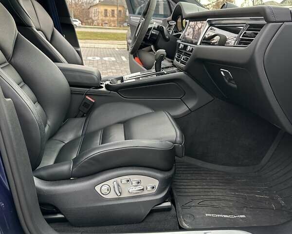 Синий Порше Масан, объемом двигателя 2.89 л и пробегом 20 тыс. км за 77900 $, фото 31 на Automoto.ua