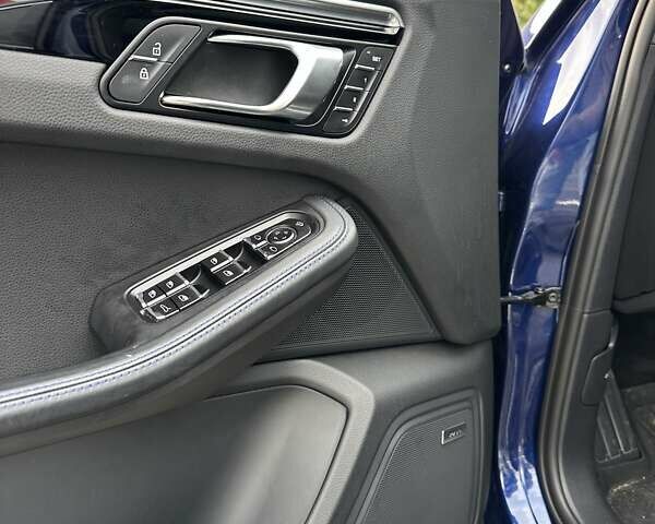 Синий Порше Масан, объемом двигателя 2.89 л и пробегом 20 тыс. км за 77900 $, фото 19 на Automoto.ua