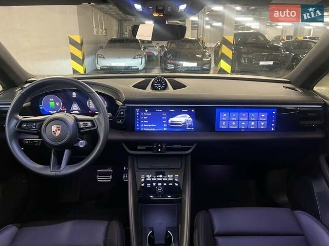 Порше Масан 2024 у Києві на Automoto.ua Синій Порше Масан, об'ємом двигуна 0 л та пробігом 5 тис. км за 114414 $, фото 26 на Automoto.ua