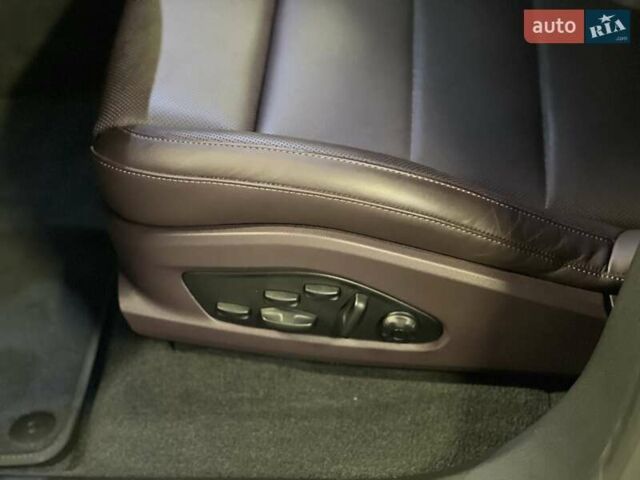 Порше Масан 2024 у Києві на Automoto.ua Синій Порше Масан, об'ємом двигуна 0 л та пробігом 5 тис. км за 114414 $, фото 34 на Automoto.ua