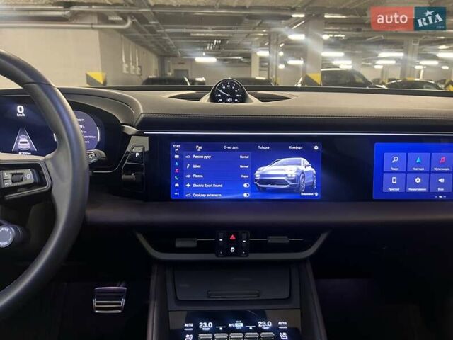 Порше Масан 2024 у Києві на Automoto.ua Синій Порше Масан, об'ємом двигуна 0 л та пробігом 5 тис. км за 114414 $, фото 27 на Automoto.ua