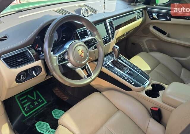Зелений Порше Масан, об'ємом двигуна 3 л та пробігом 134 тис. км за 24999 $, фото 17 на Automoto.ua