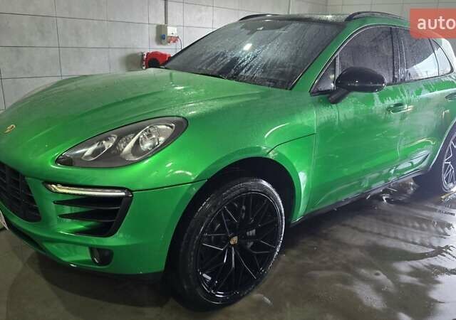 Зелений Порше Масан, об'ємом двигуна 3 л та пробігом 134 тис. км за 24999 $, фото 1 на Automoto.ua