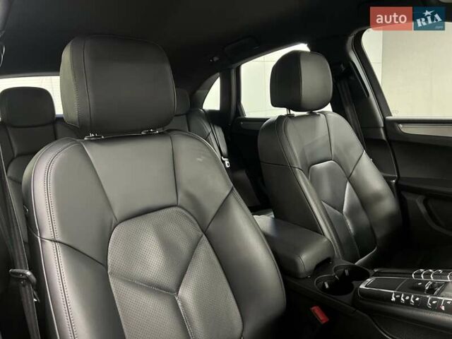 Зелений Порше Масан, об'ємом двигуна 1.98 л та пробігом 133 тис. км за 40734 $, фото 49 на Automoto.ua