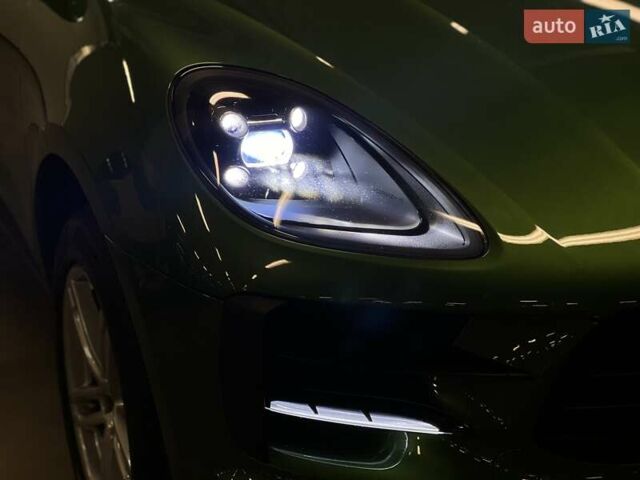 Зелений Порше Масан, об'ємом двигуна 1.98 л та пробігом 133 тис. км за 40734 $, фото 13 на Automoto.ua