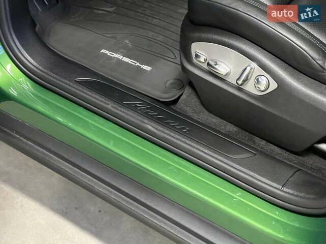 Зелений Порше Масан, об'ємом двигуна 1.98 л та пробігом 133 тис. км за 40734 $, фото 22 на Automoto.ua