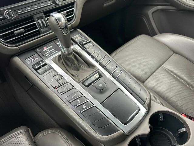 Зеленый Порше Масан, объемом двигателя 2 л и пробегом 71 тыс. км за 52500 $, фото 11 на Automoto.ua