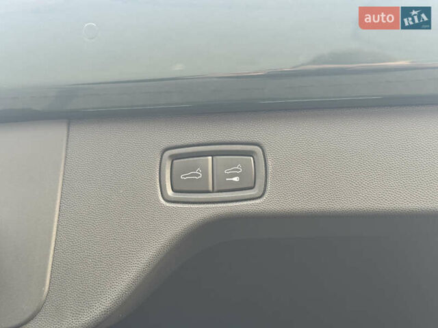 Зеленый Порше Масан, объемом двигателя 0 л и пробегом 12 тыс. км за 134999 $, фото 57 на Automoto.ua