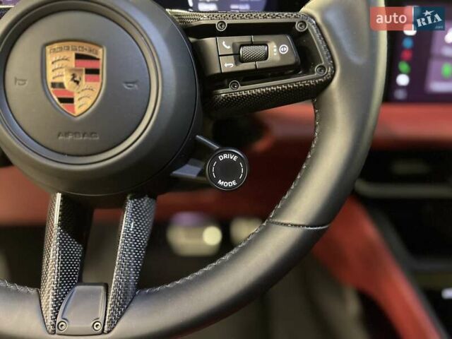 Зеленый Порше Масан, объемом двигателя 0 л и пробегом 8 тыс. км за 118186 $, фото 35 на Automoto.ua