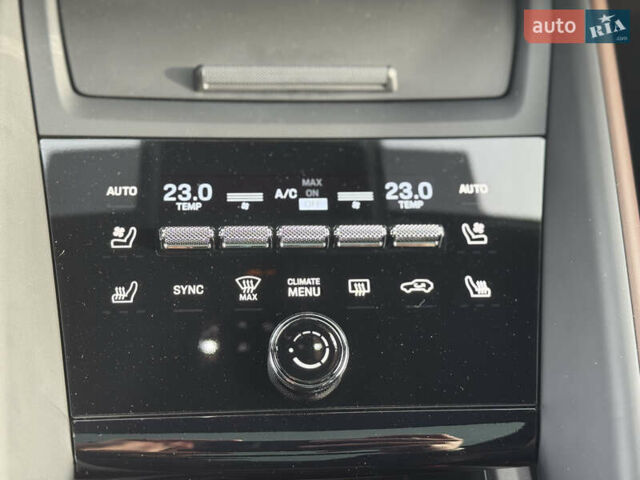 Зеленый Порше Масан, объемом двигателя 0 л и пробегом 12 тыс. км за 134999 $, фото 28 на Automoto.ua