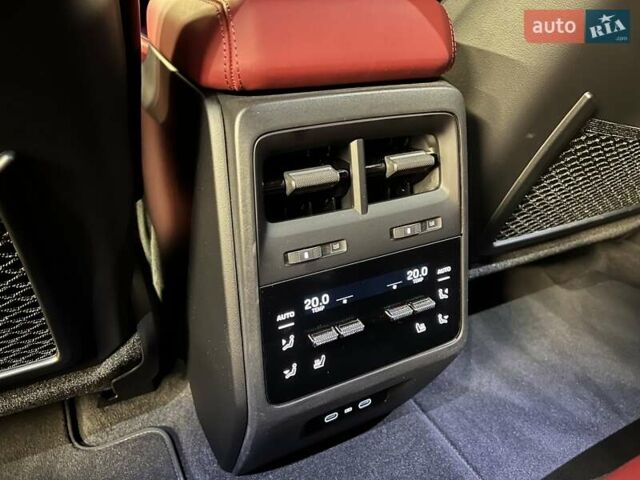 Зеленый Порше Масан, объемом двигателя 0 л и пробегом 8 тыс. км за 118186 $, фото 20 на Automoto.ua