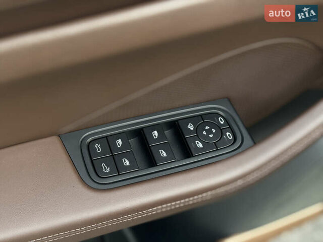 Зеленый Порше Масан, объемом двигателя 0 л и пробегом 12 тыс. км за 134999 $, фото 15 на Automoto.ua